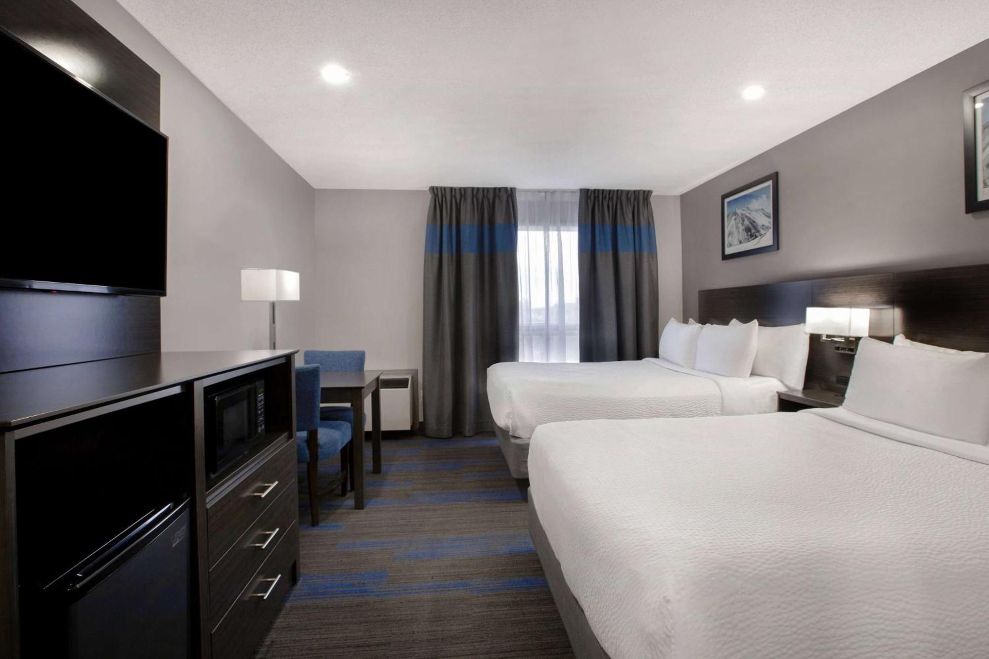 Days Inn By Wyndham Barrie Exterior photo